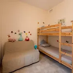 Willa 3br With Private Garden